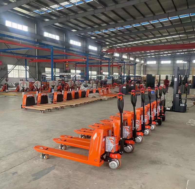 叉車保養(yǎng)與維護 – 叉車服務