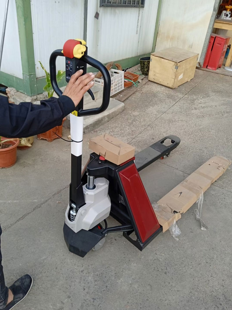 手動搬運車故障分析及解決方法，讓您更了解如何保養(yǎng)