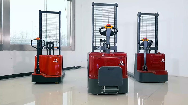 電動(dòng)叉車(chē)雨天能否安全作業(yè)